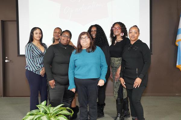 ﻿7 CHA RESIDENTS BECOME COMMUNITY HEALTH WORKERS